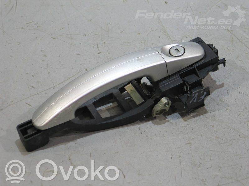 Ford Focus Manecilla/asa externa de la puerta delantera 