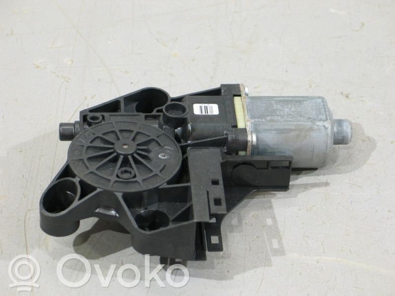 Ford Focus Front door window regulator motor 