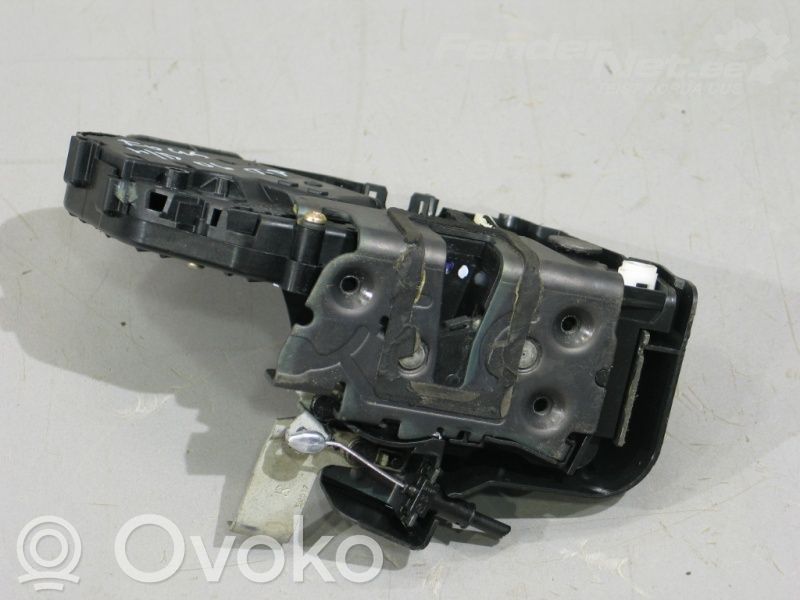 Ford Focus Aizmugurē slēdzene 