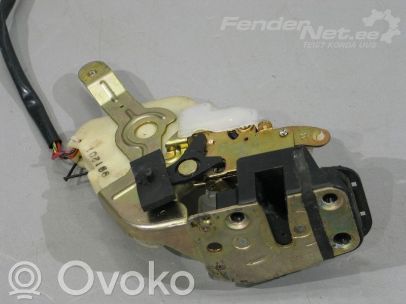 Aizmugurē slēdzene   GE4V72310C