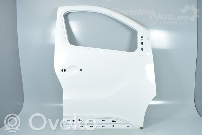 Opel Vivaro Front door 