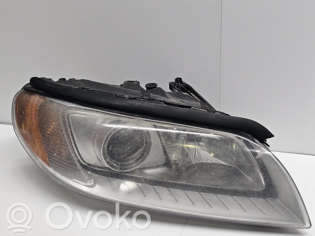 Headlight/headlamp   31214348,3638085,6948180