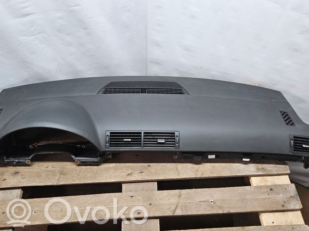 Audi A4 S4 B6 8E 8H Panelė 