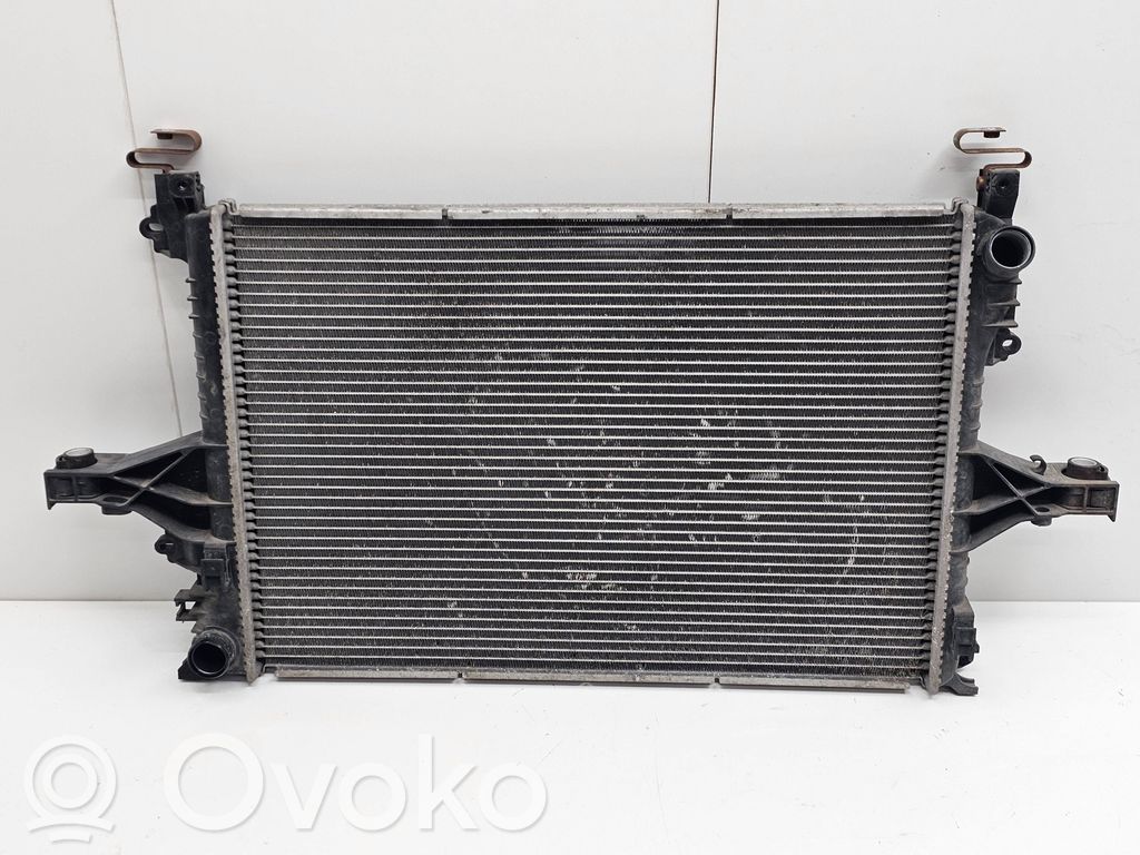 Radiateur de refroidissement   30681492,876116D