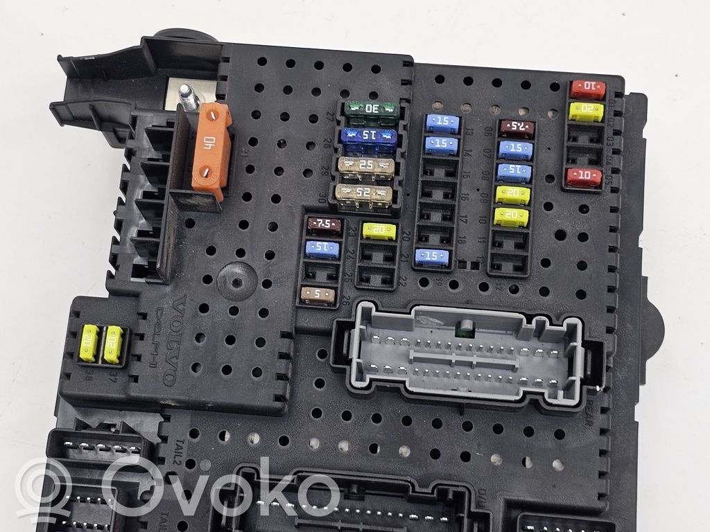 Fuse module   30728512,06W112,28017881