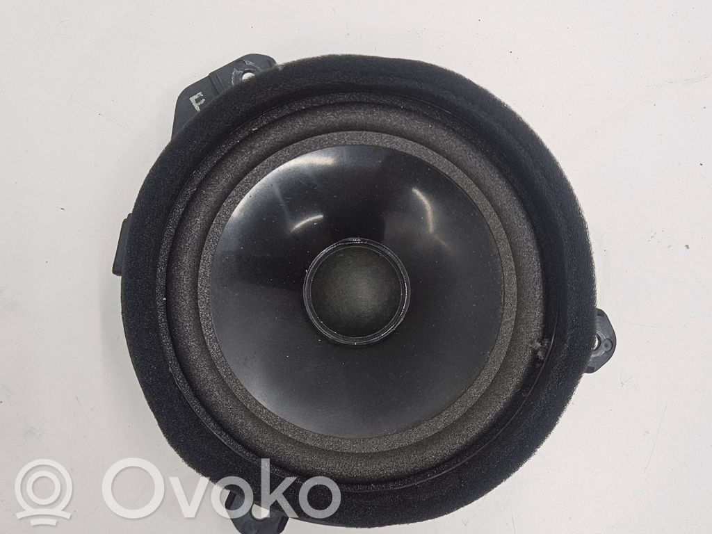 Subaru Legacy Altavoz de la puerta delantera 