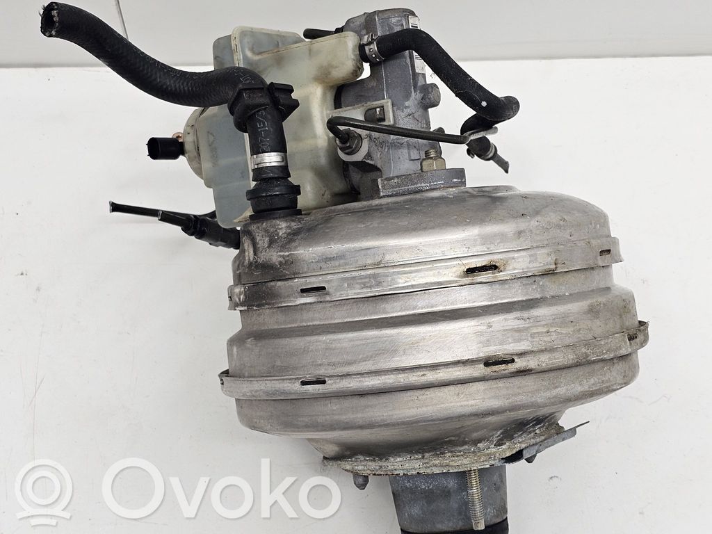 BMW 7 E65 E66 Brake booster 