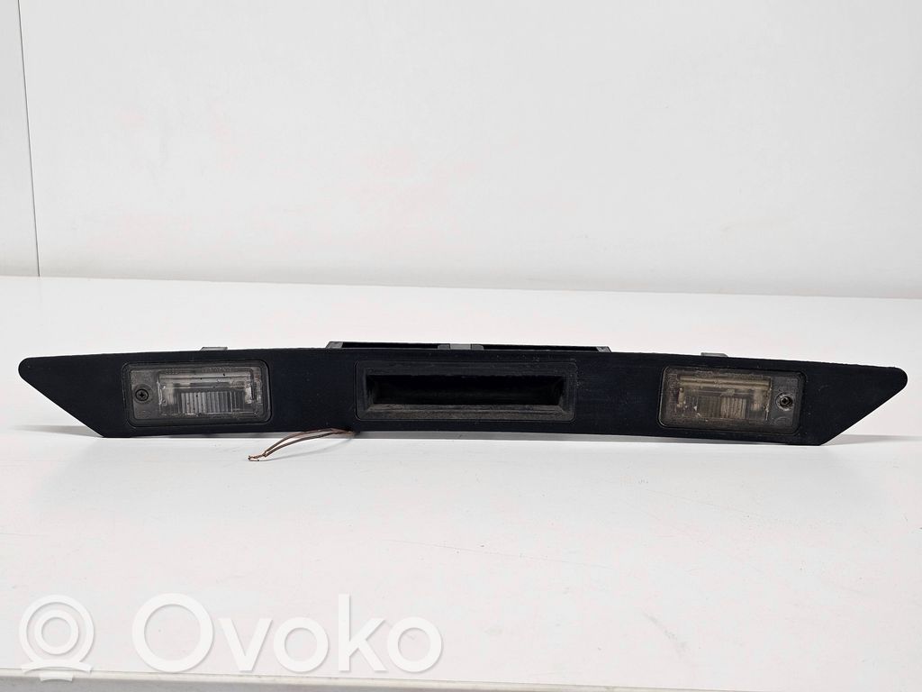 Audi A4 S4 B7 8E 8H Éclairage de plaque d'immatriculation 