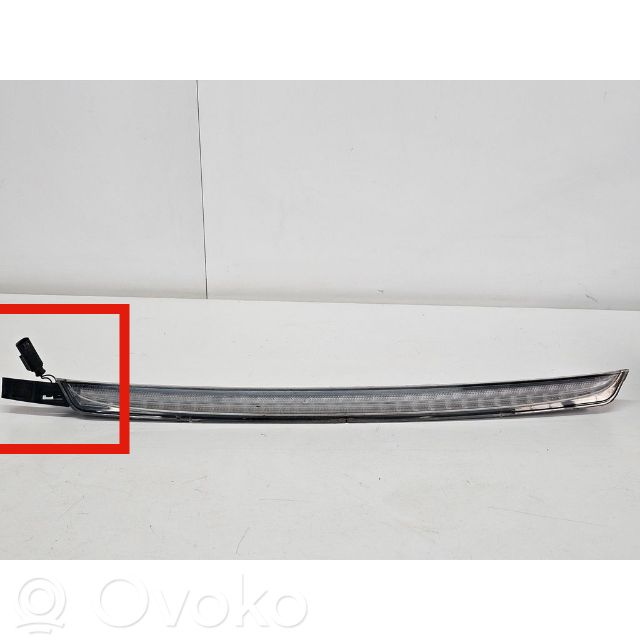 BMW 3 E46 Third/center stoplight 