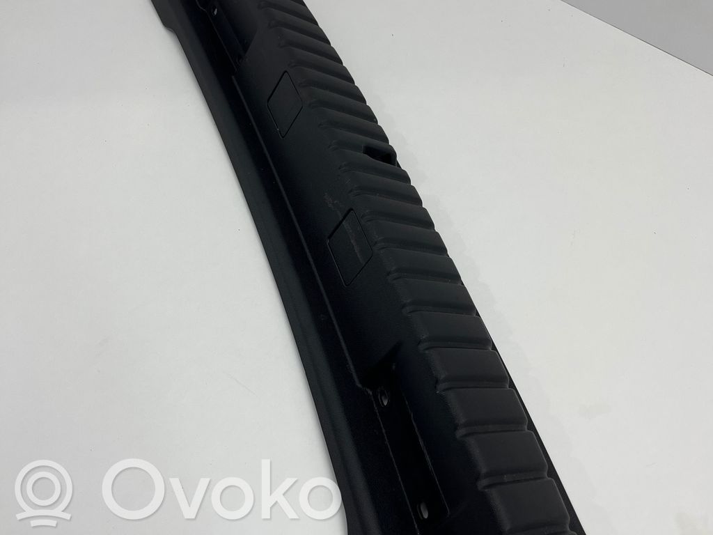 BMW 1 F40 Ladekante Verkleidung Kofferraum 