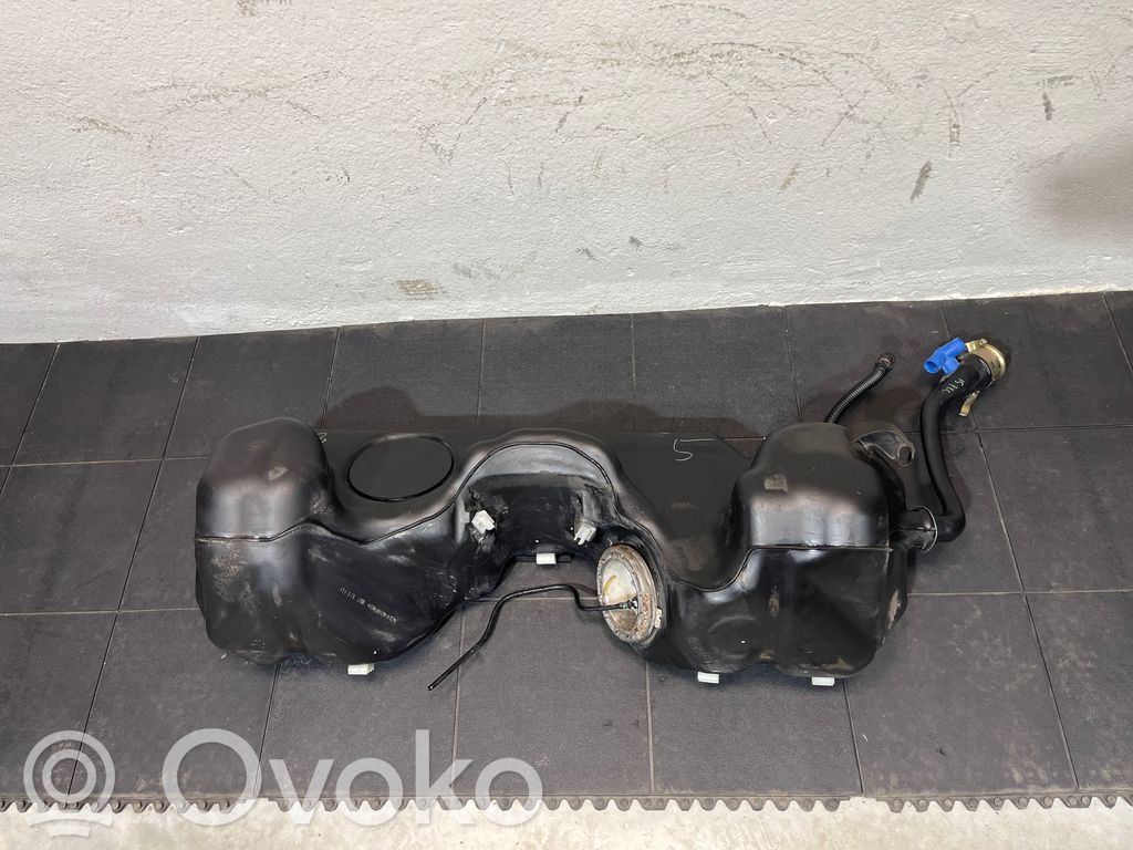 BMW Z4 E85 E86 Degalų bakas 