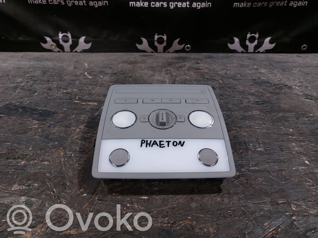 Panel oświetlenia wnętrza kabiny   3D0947105