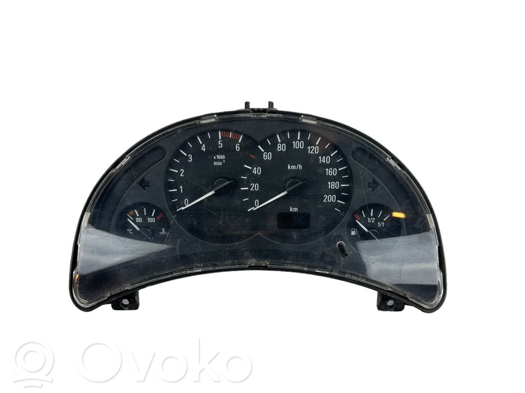 Opel Corsa C Speedometer (instrument cluster) 