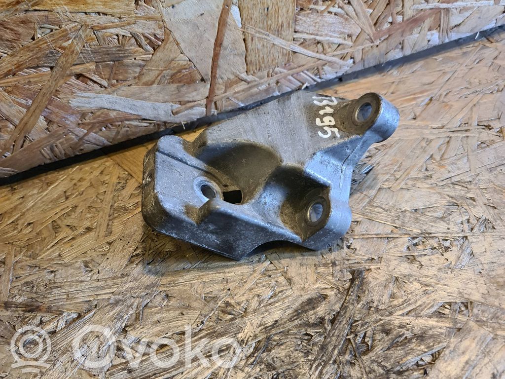 Engine mounting bracket   8649262,BQ2HA