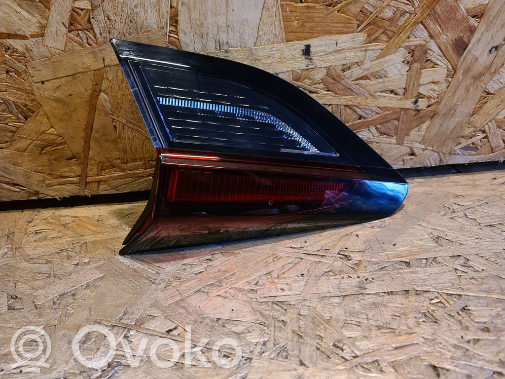 Opel Corsa F Takaluukun takavalot 