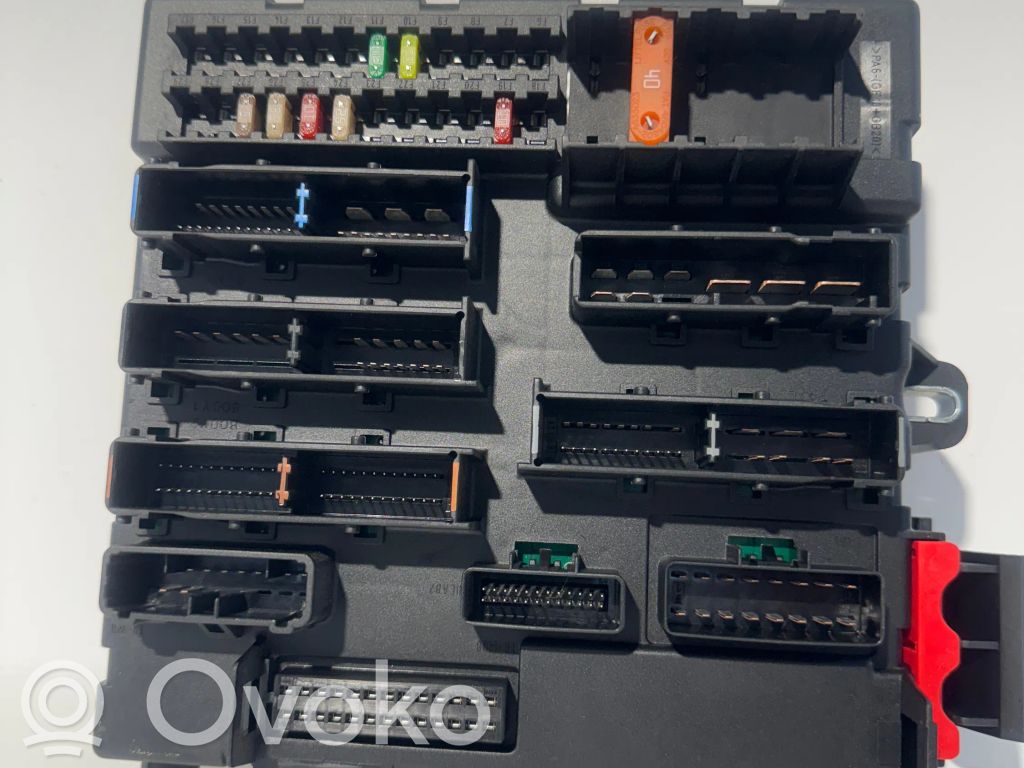 Opel Vectra C Drošinātāju bloks 
