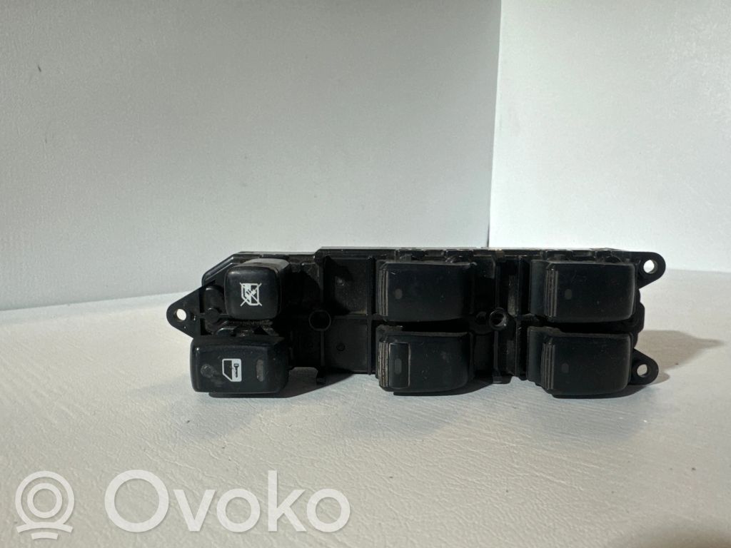 Toyota Corolla E120 E130 Electric window control switch 