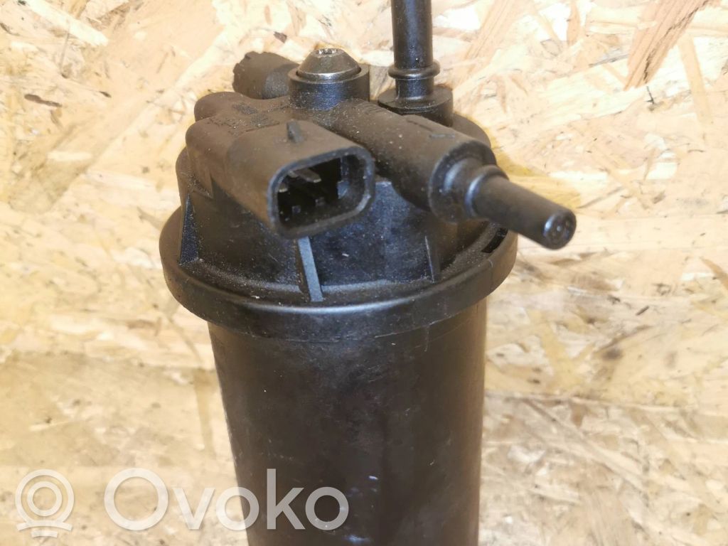 Renault Trafic II (X83) Staffa/supporto di montaggio del filtro carburante 