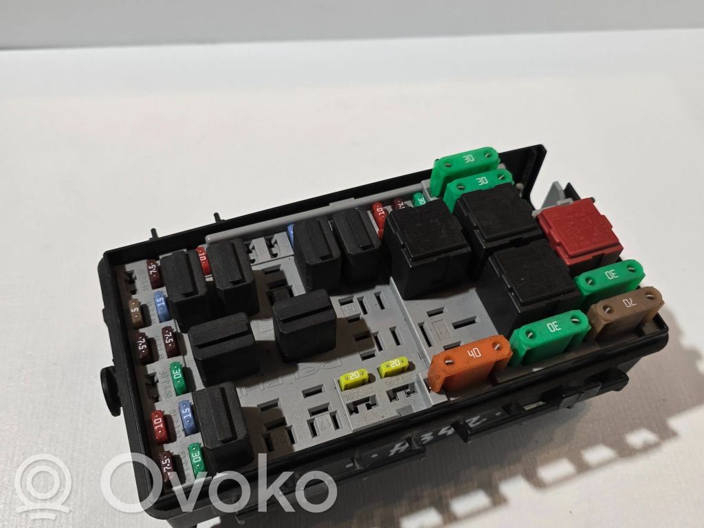 Opel Corsa D Fuse module 