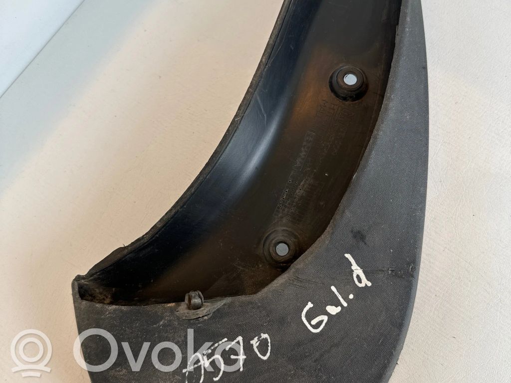 Opel Zafira B Chlapacze tylne 