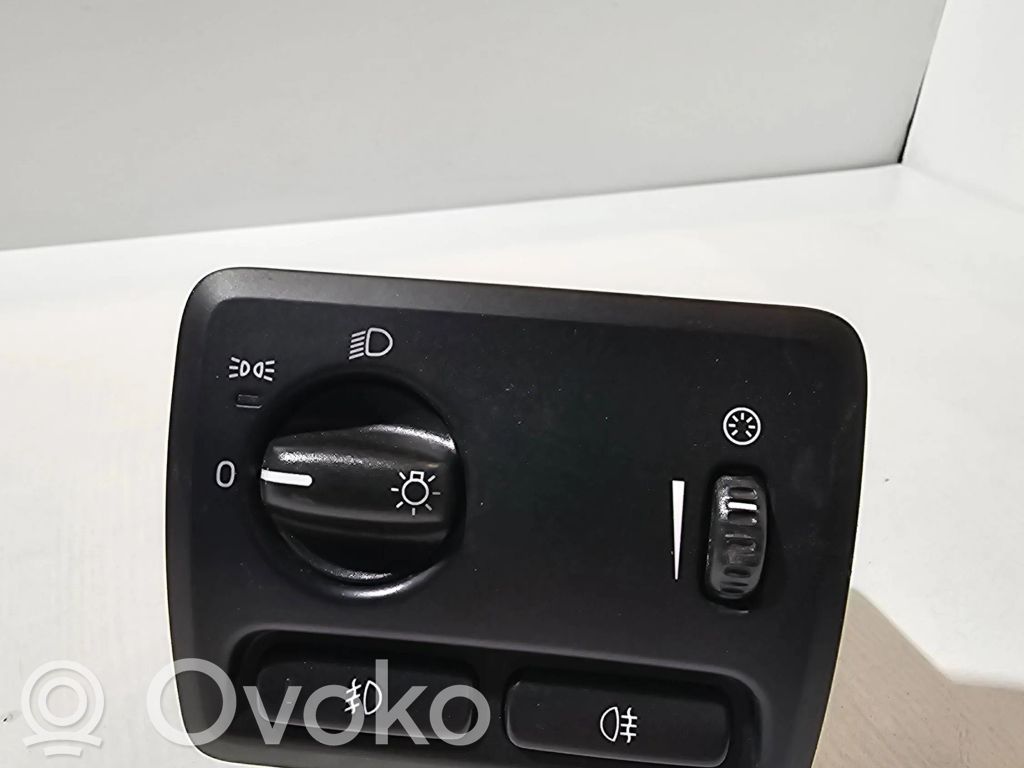 Light switch   30739312,07W41E01,ML411200180
