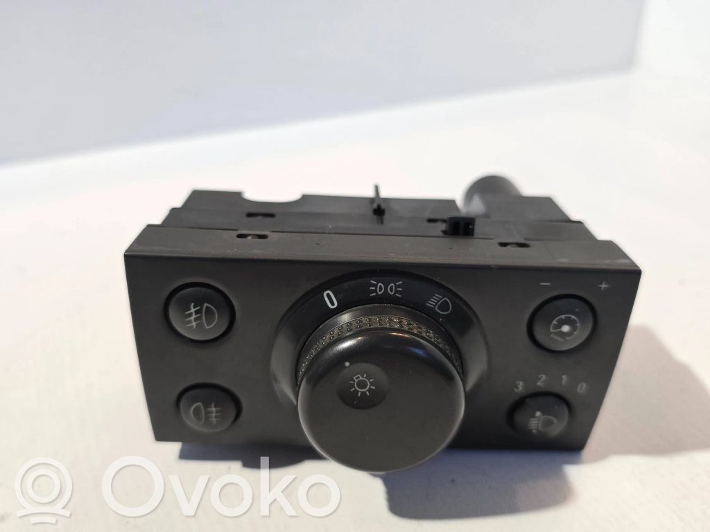 Light switch   93394755,2994,LK04061005