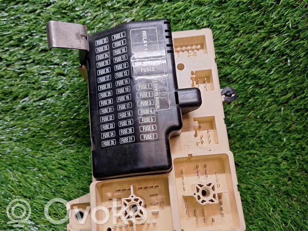 Jaguar S-Type Fuse module 