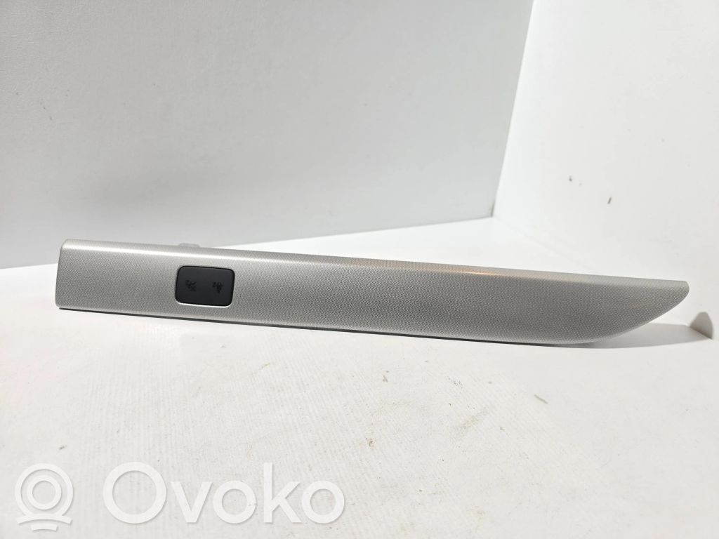 Opel Antara Panel trim 