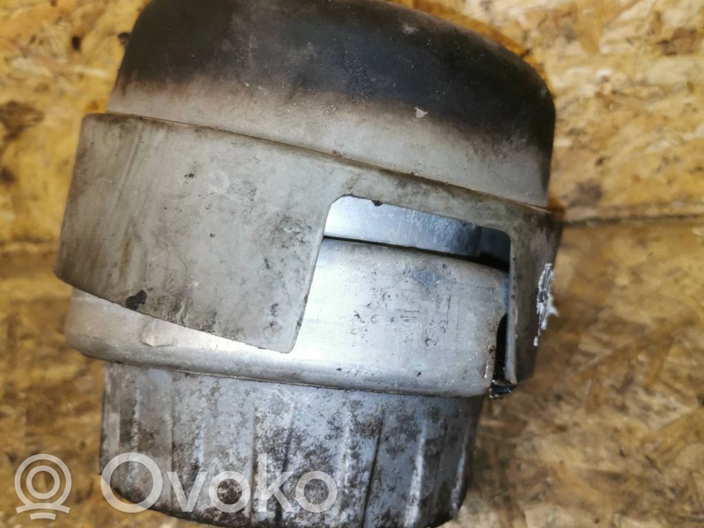 Audi A6 S6 C6 4F Engine mount bracket 