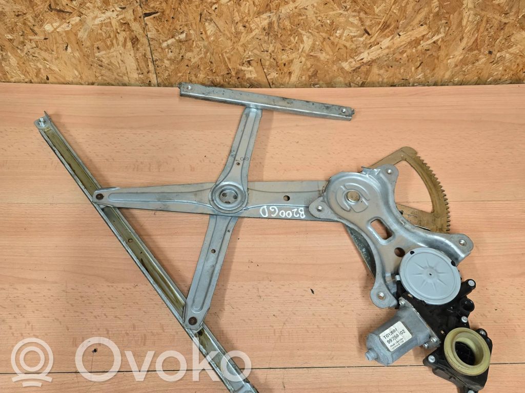 Toyota Corolla Verso AR10 Elektryczny podnośnik szyby drzwi tylnych 