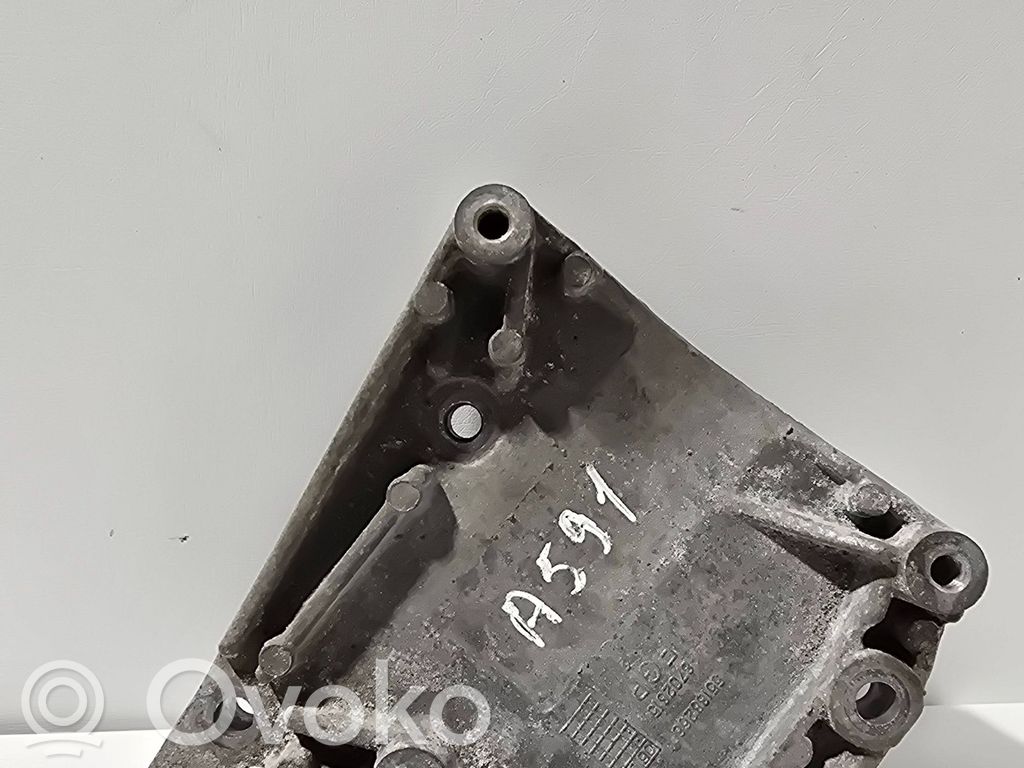 Opel Meriva A A/C compressor mount bracket 