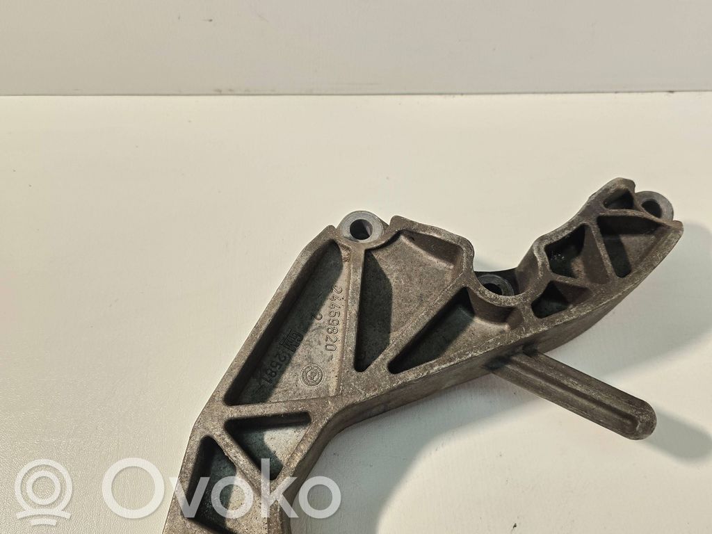 Opel Astra H Gearbox mounting bracket 