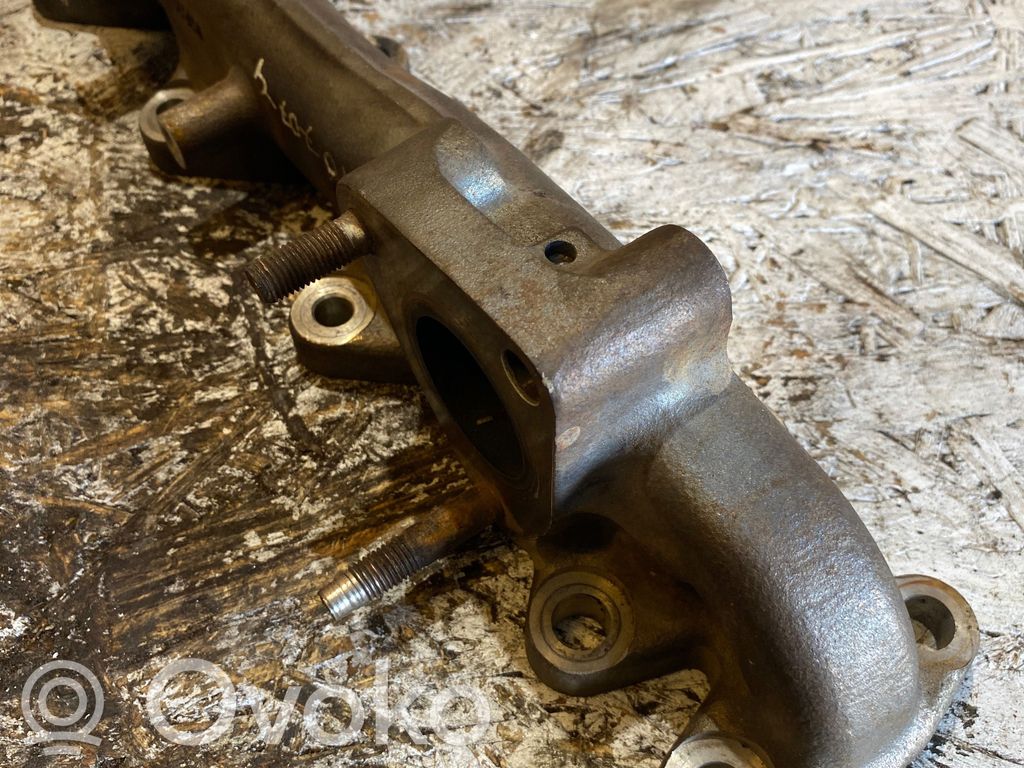 Hyundai Santa Fe Exhaust manifold 
