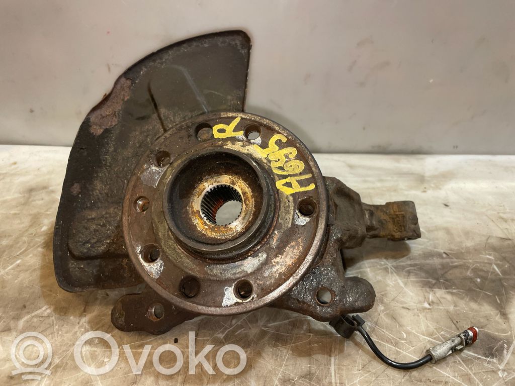 Opel Zafira B Achsschenkel vorne 