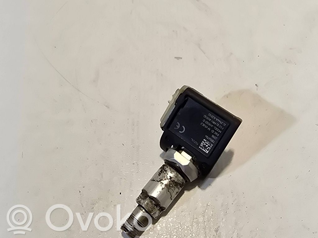 Opel Astra J Tire pressure sensor 