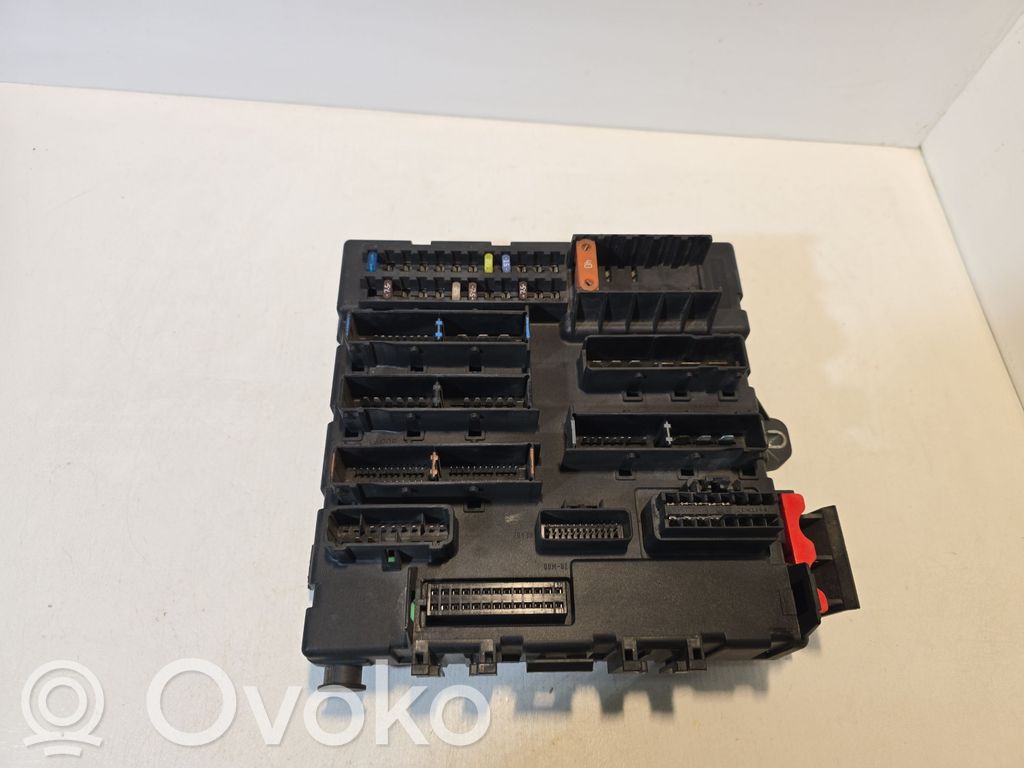 Opel Vectra C Fuse module 