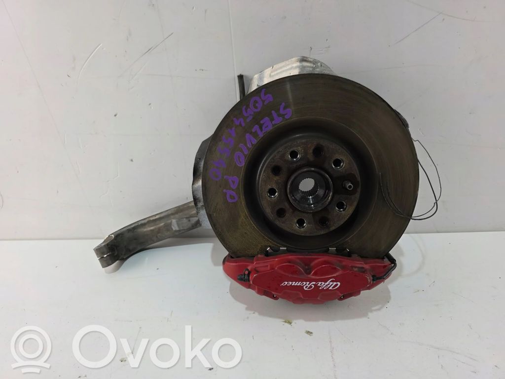 Alfa Romeo Stelvio Zwrotnica koła przedniego 