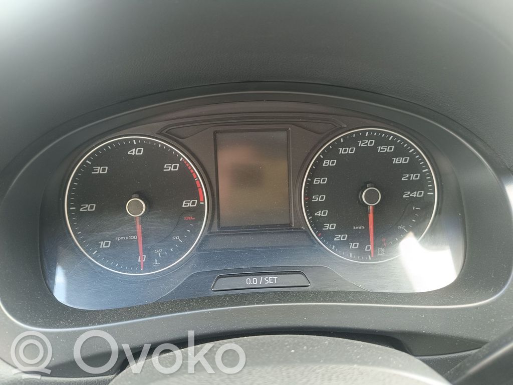 Seat Toledo III (5P) Licznik / Prędkościomierz 