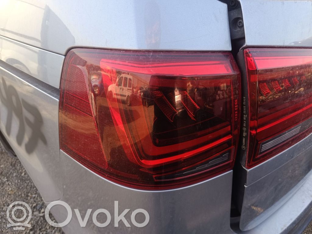 Seat Alhambra (Mk2) Lampă spate în caroserie 