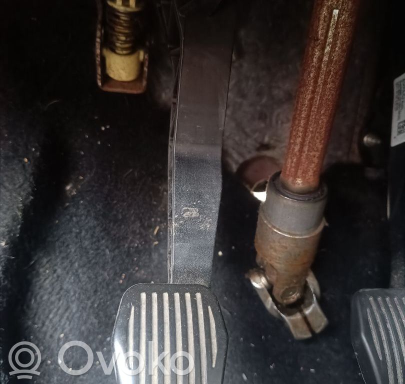 Ford Focus Pedał sprzęgła 