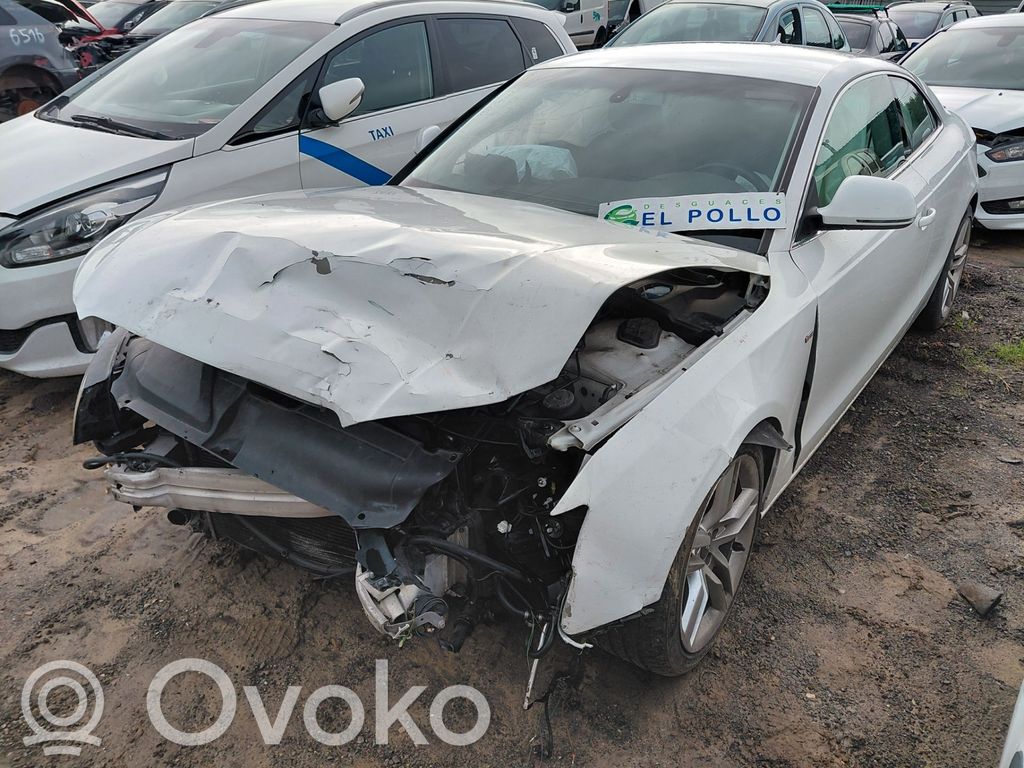 Eje trasero   8K0505235AA