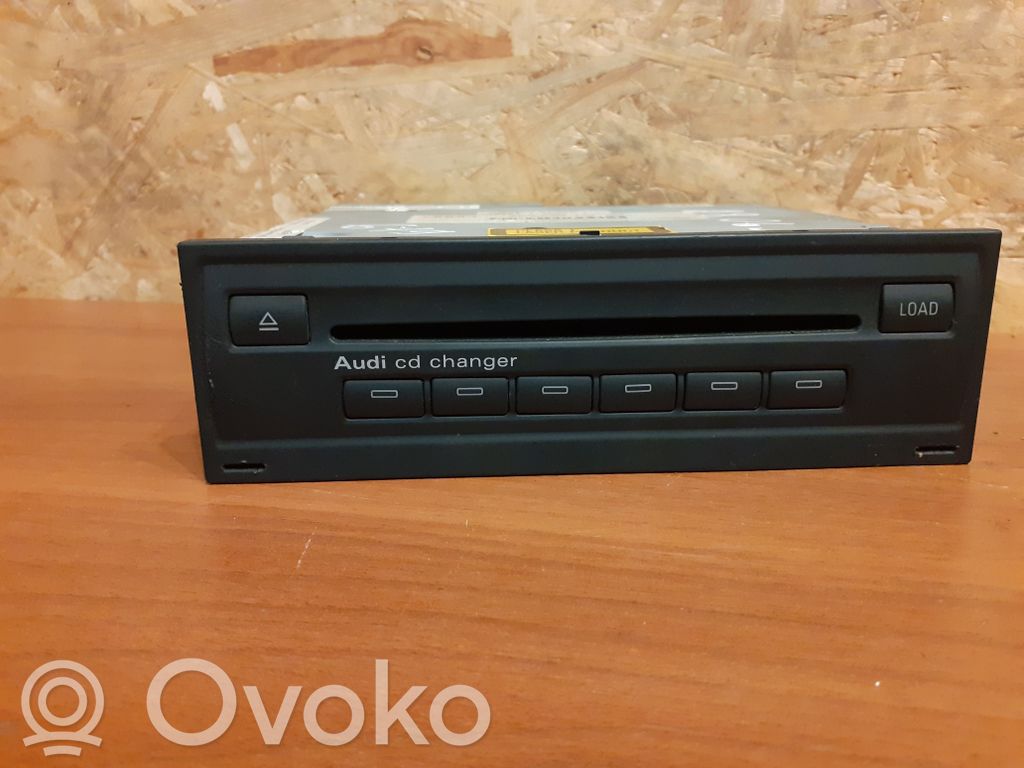 CD/DVD changer   4E0035111,4E0910111C,679