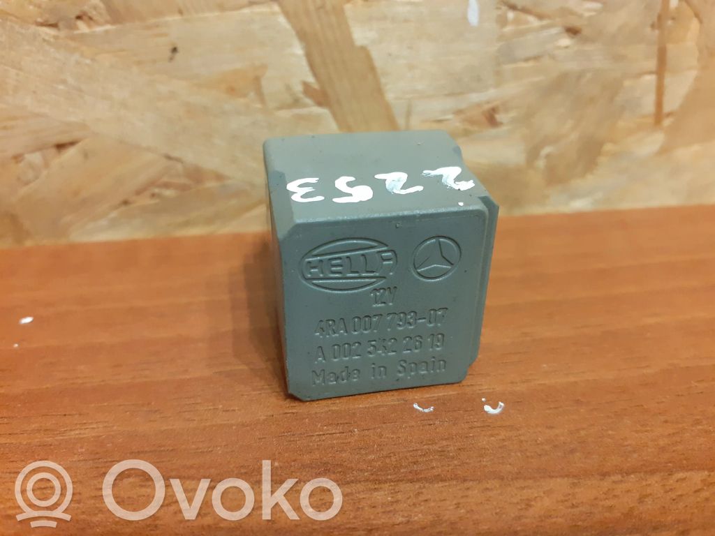 Mercedes-Benz Vito Viano W639 Other relay 