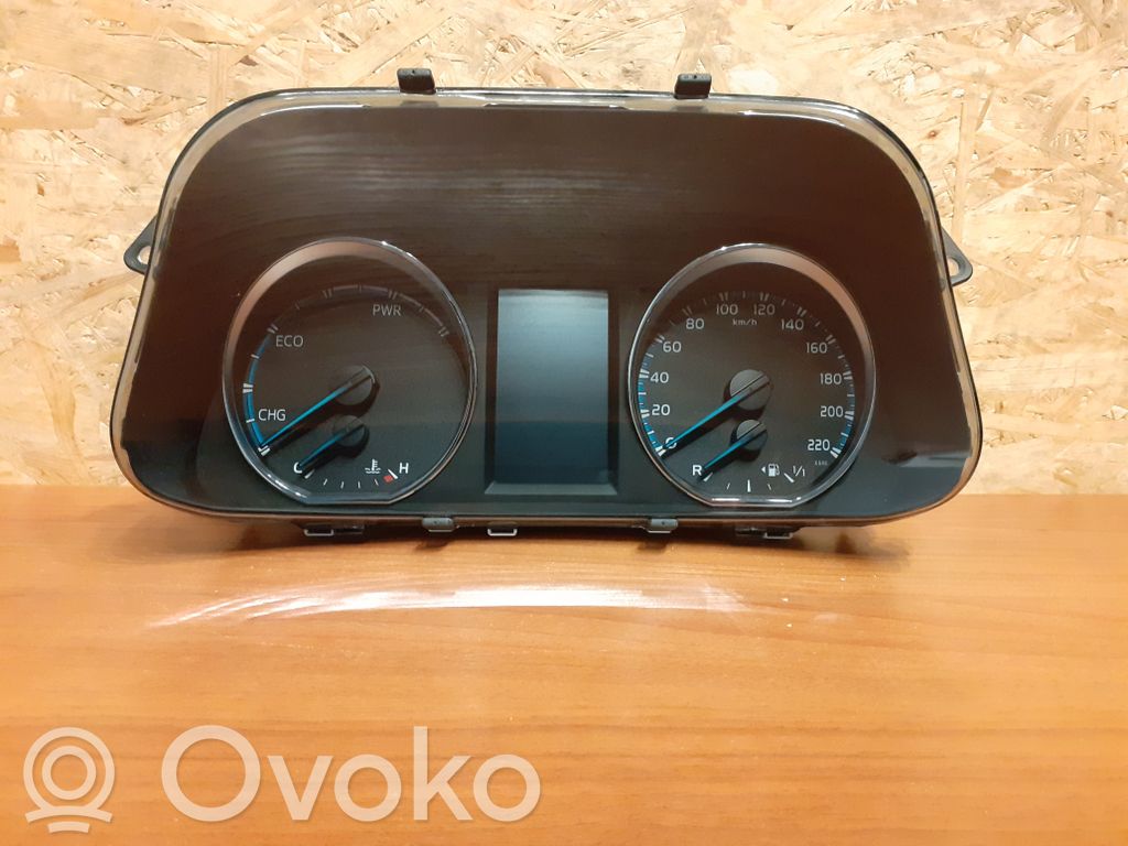 Toyota RAV 4 (XA40) Geschwindigkeitsmesser Cockpit 