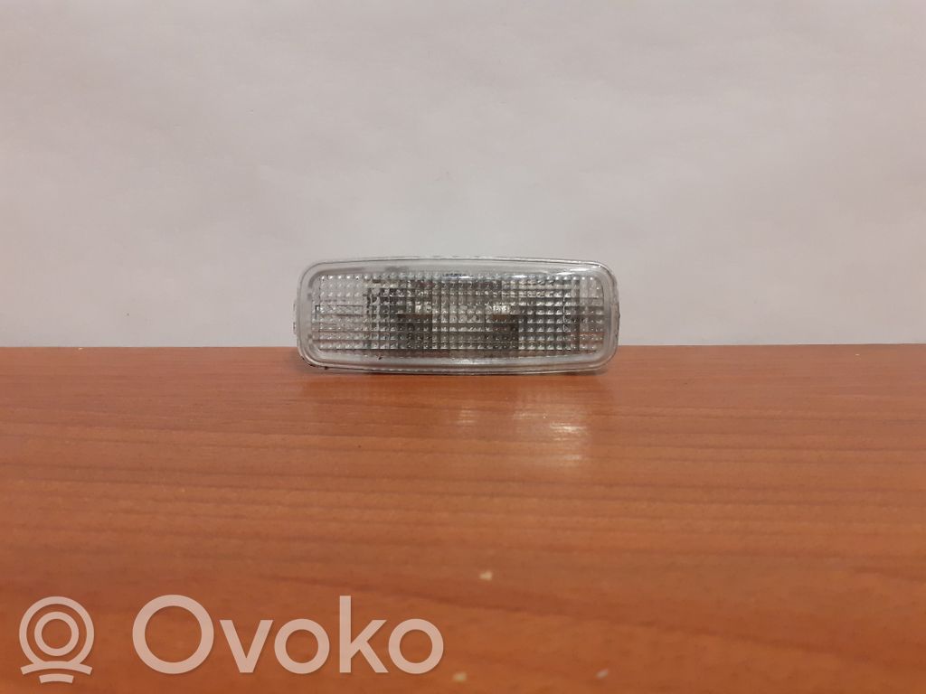 Audi A6 S6 C5 4B Światło fotela przedniego 