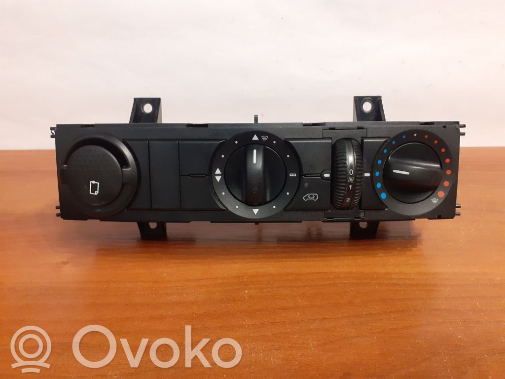 Mercedes-Benz Sprinter W906 Interior fan control switch 