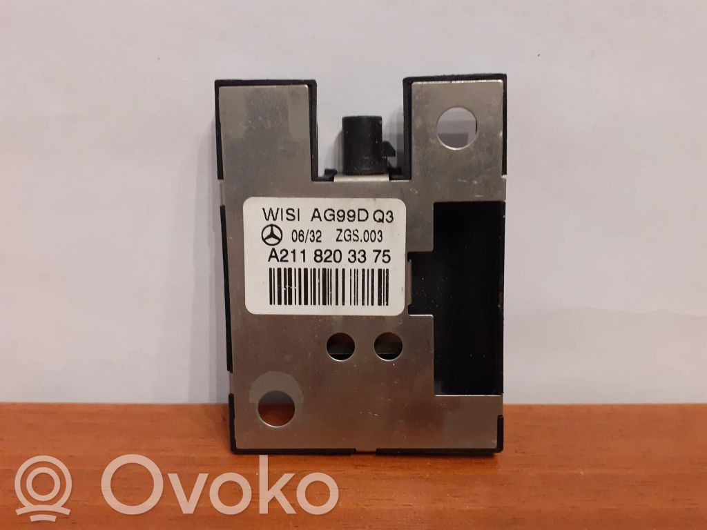 Mercedes-Benz S W221 Antenos stiprintuvas 
