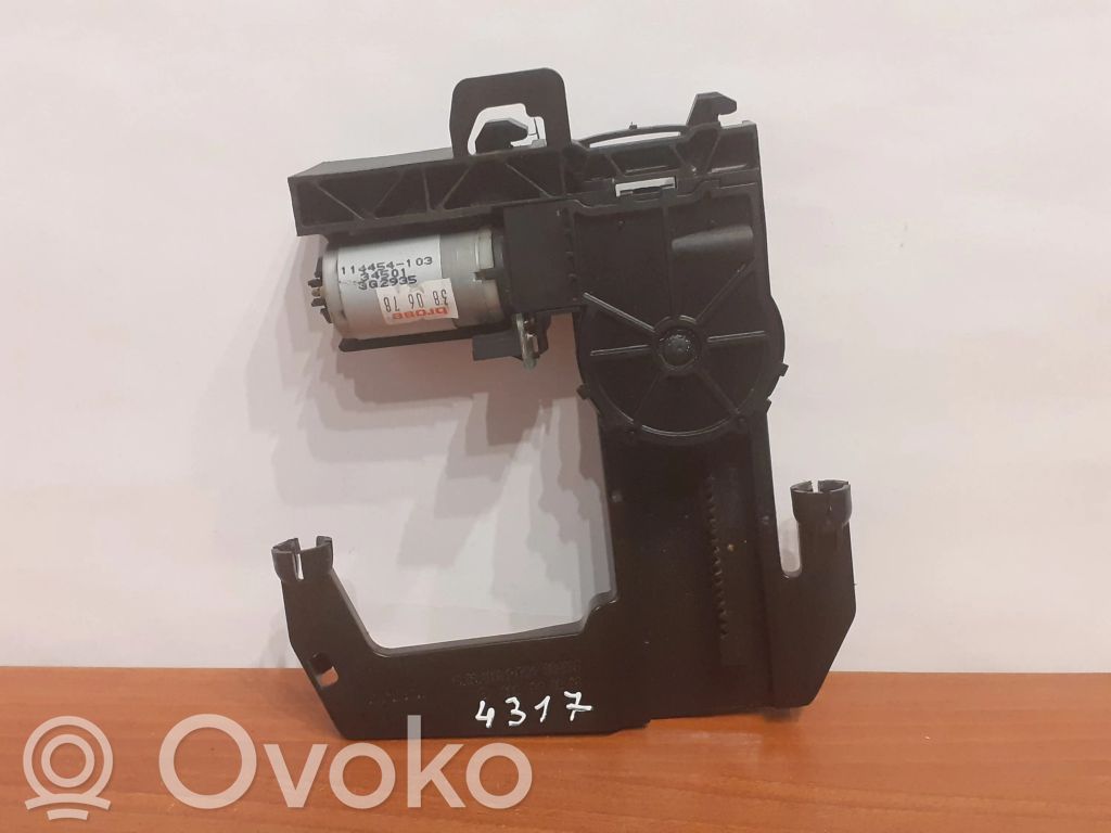 Mercedes-Benz S W221 Motor reglare scaun 