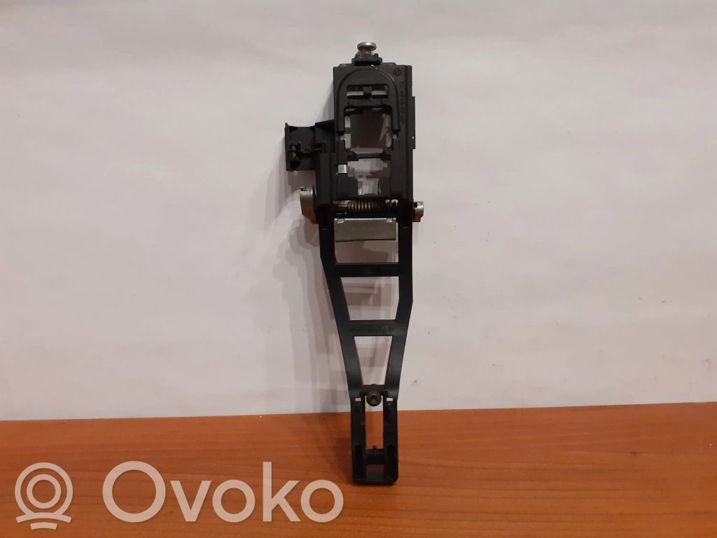 Ford Mondeo Mk III Liukuoven ulkokahva 