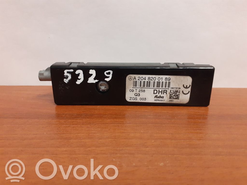 Mercedes-Benz E A207 Antenos stiprintuvas 